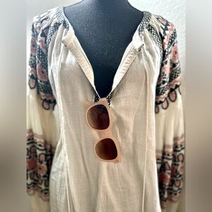 Ecote’ Shakespearean / Boho Romantic Blouse in Ivory with Blush Pink & Black, M